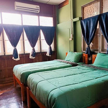 Pai Baan Homestay ปายบ้าน โฮมสเตย์ ถนนคนเดินปาย Экстерьер фото